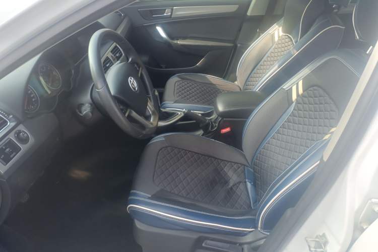 Used Brilliance H530 2017 1.6L Manual Comfort Model Interior 2