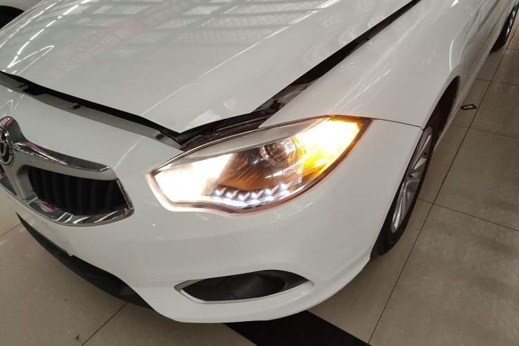 Used Brilliance H530 2017 1.6L Manual Comfort Model Left Front Headlight