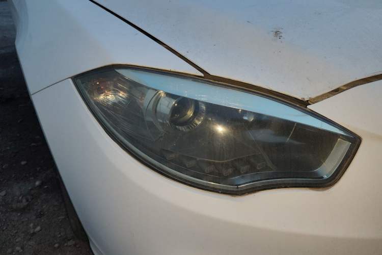 Used Brilliance H530 2017 1.6L Manual Comfort Model Right Front Headlight