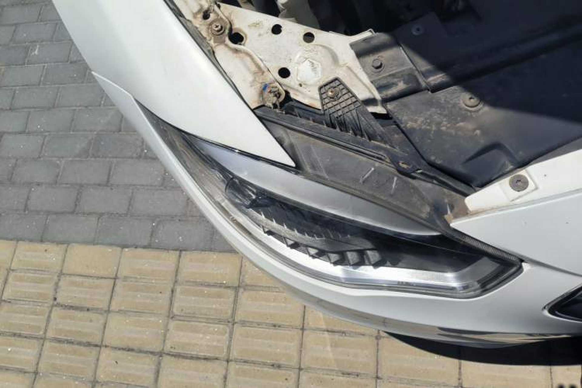 Used Brilliance H530 2017 1.6L Manual Comfort Model Right Front Headlight