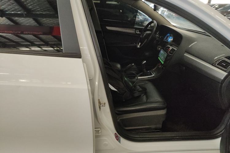 Used Brilliance H530 2017 1.6L Manual Comfort Model Right Front Seat