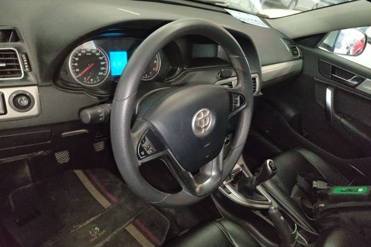 Used Brilliance H530 2017 1.6L Manual Comfort Model Steering Wheel