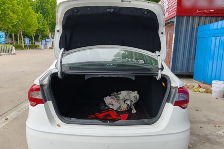 Used Brilliance H530 2017 1.6L Manual Comfort Model Trunk