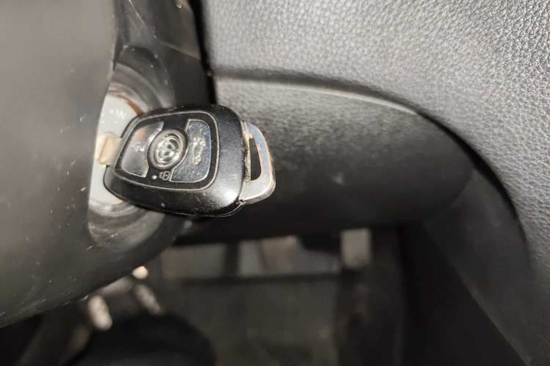 Used Brilliance H530 2017 1.6L Manual Comfort Model Vehicle Key
