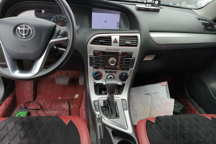 Used Brilliance H530 2017 1.6L Automatic Comfort Model Audio And AC Panel