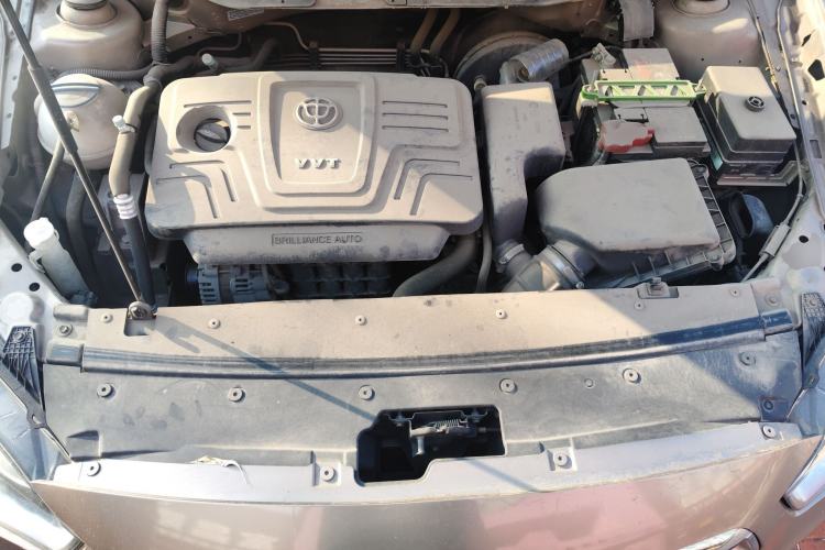 Used Brilliance H530 2017 1.6L Automatic Comfort Model Engine Bay