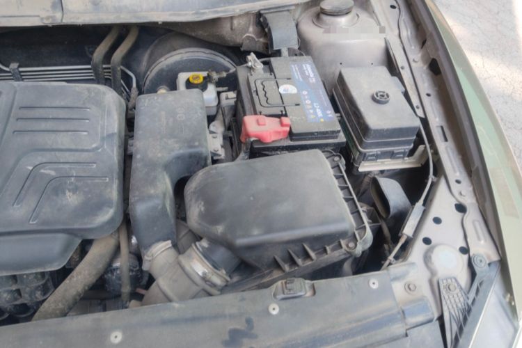 Used Brilliance H530 2017 1.6L Automatic Comfort Model Engine Bay Left