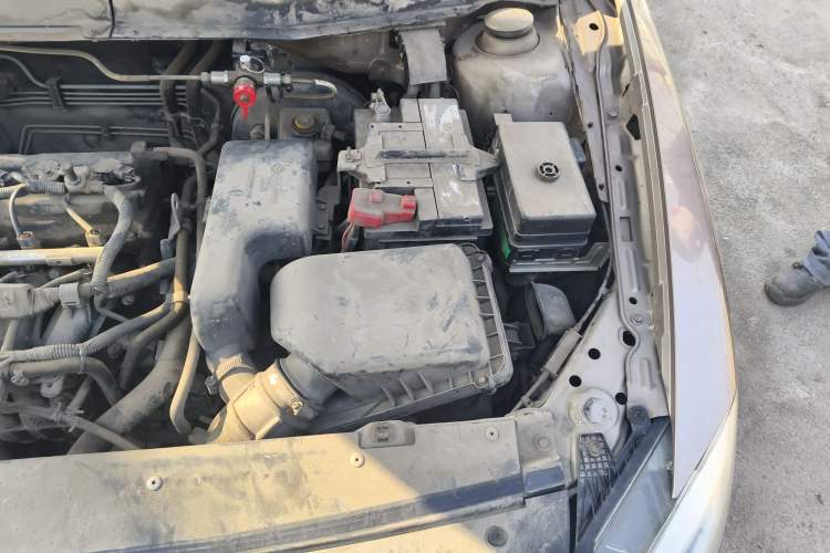 Used Brilliance H530 2017 1.6L Automatic Comfort Model Engine Bay Left