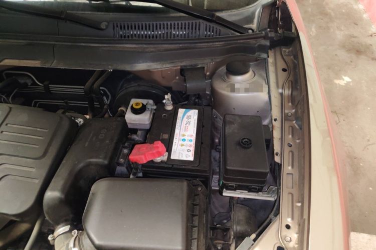 Used Brilliance H530 2017 1.6L Automatic Comfort Model Engine Bay Left