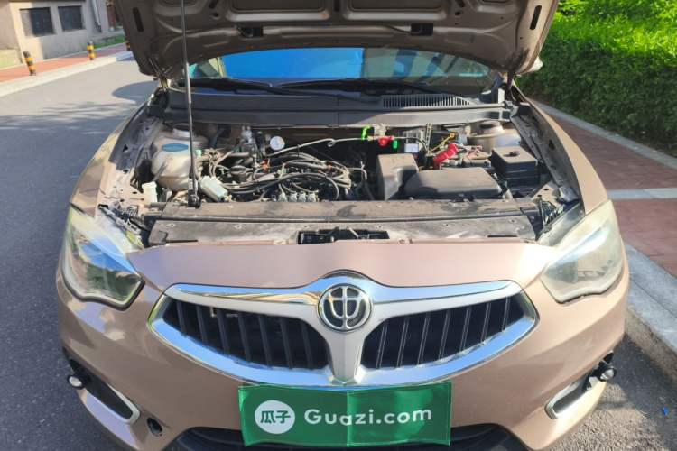 Used Brilliance H530 2017 1.6L Automatic Comfort Model Engine Bay