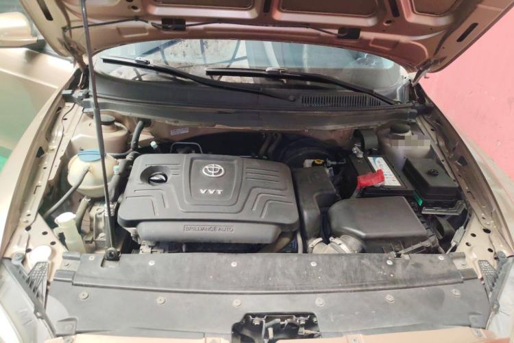 Used Brilliance H530 2017 1.6L Automatic Comfort Model Engine Bay