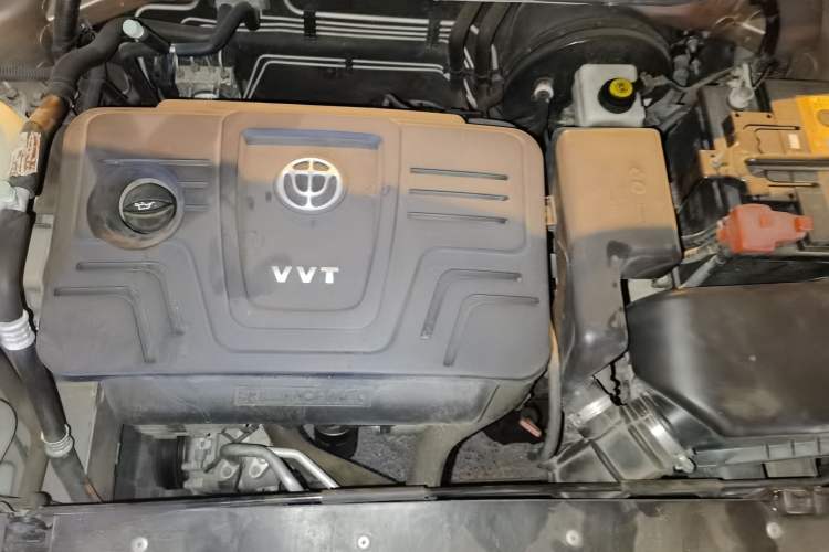 Used Brilliance H530 2017 1.6L Automatic Comfort Model Engine Bay