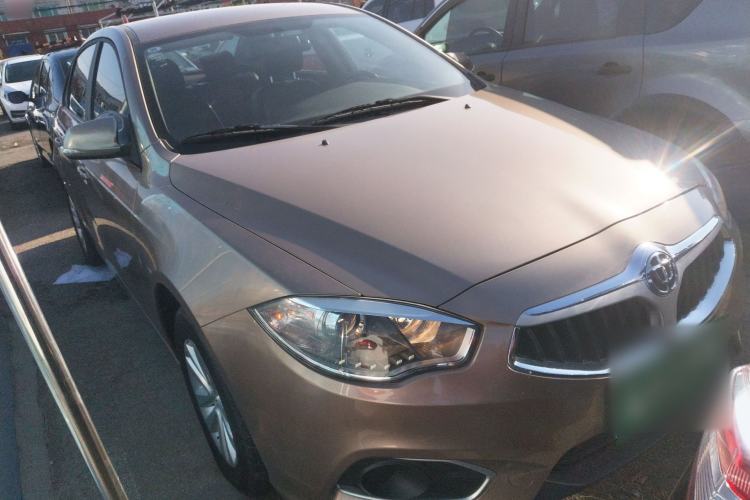Used Brilliance H530 2017 1.6L Automatic Comfort Model Front Right 45 Deg
