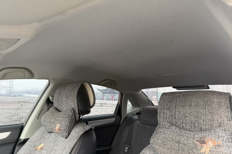 Used Brilliance H530 2017 1.6L Automatic Comfort Model Headliner