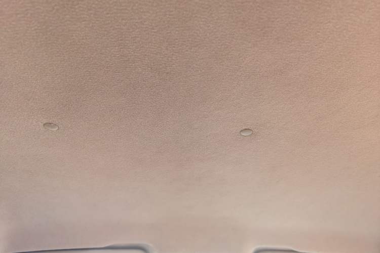 Used Brilliance H530 2017 1.6L Automatic Comfort Model Headliner