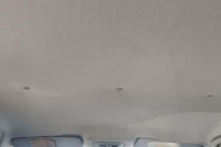 Used Brilliance H530 2017 1.6L Automatic Comfort Model Headliner