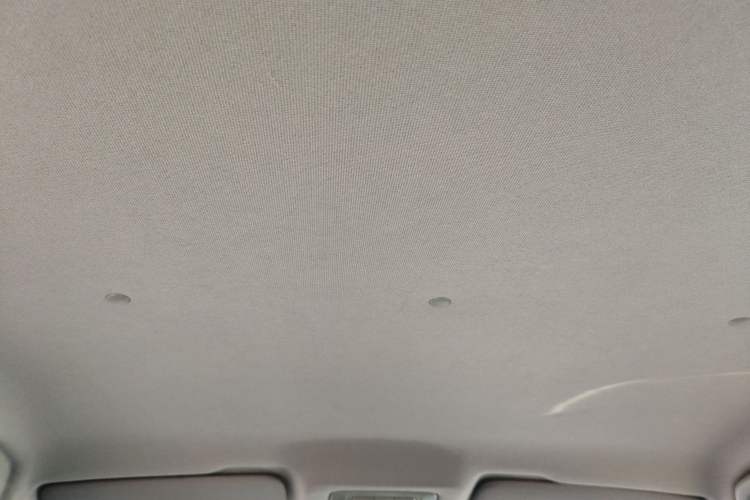 Used Brilliance H530 2017 1.6L Automatic Comfort Model Headliner