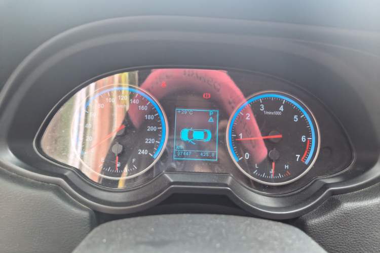 Used Brilliance H530 2017 1.6L Automatic Comfort Model Instrument Cluster