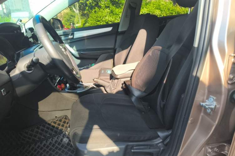 Used Brilliance H530 2017 1.6L Automatic Comfort Model Left Front Seat