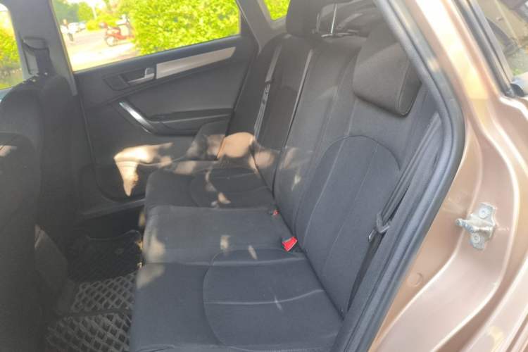 Used Brilliance H530 2017 1.6L Automatic Comfort Model Left Rear Seat