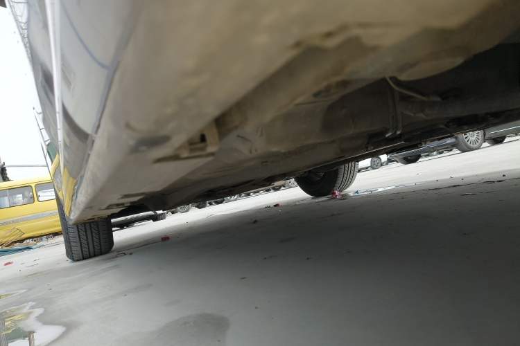 Used Brilliance H530 2017 1.6L Automatic Comfort Model Left Side Sill
