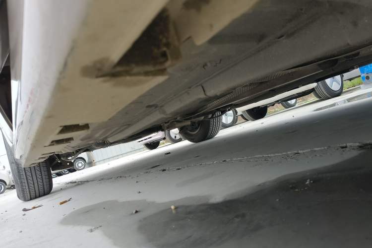 Used Brilliance H530 2017 1.6L Automatic Comfort Model Right Side Sill