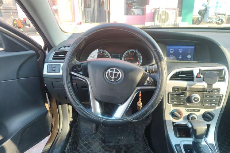 Used Brilliance H530 2017 1.6L Automatic Comfort Model Steering Wheel