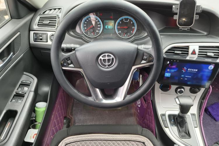 Used Brilliance H530 2017 1.6L Automatic Comfort Model Steering Wheel