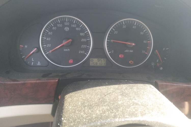 Used Brilliance Junjie 2008 1.8L Manual Luxury Version Odometer Close Up