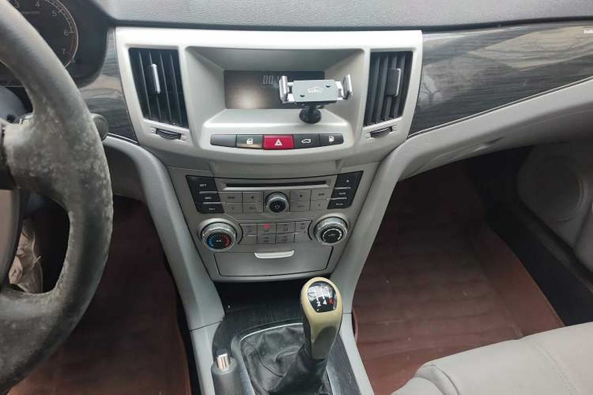 Used Brilliance Junjie 2011 1.6L Manual New Generation Model Audio And AC Panel