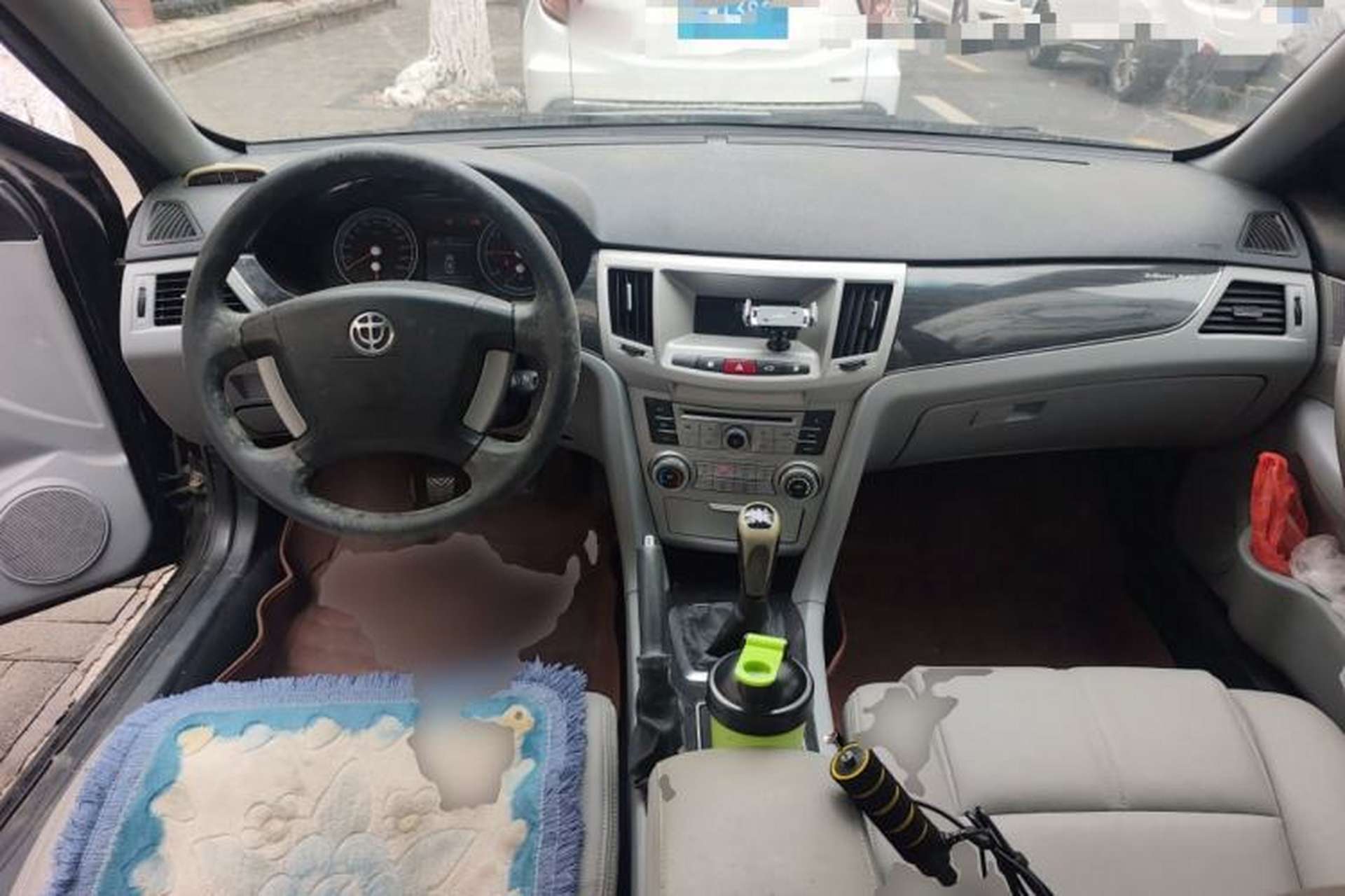 Used Brilliance Junjie 2011 1.6L Manual New Generation Model Center Console