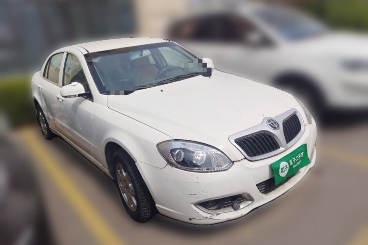 Used Brilliance Junjie 2011 1.6L Manual Comfort Model Front Right 45 Deg