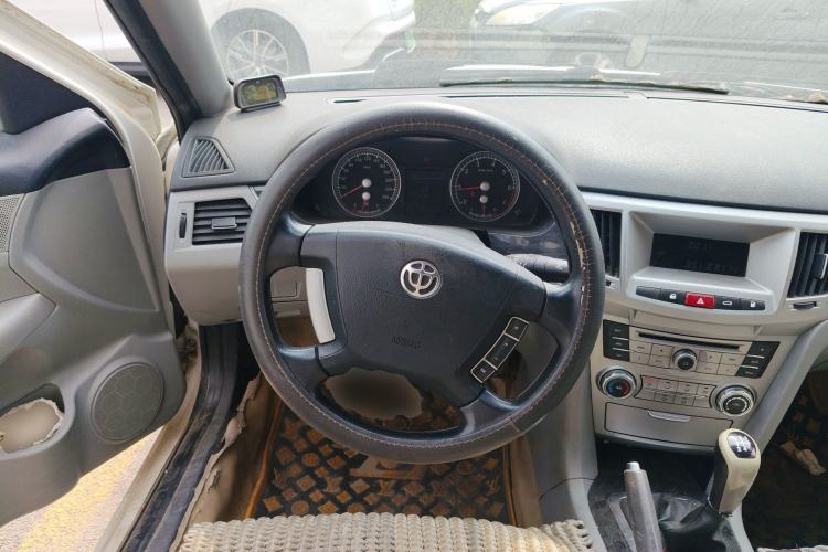 Used Brilliance Junjie 2011 1.6L Manual Comfort Model Steering Wheel