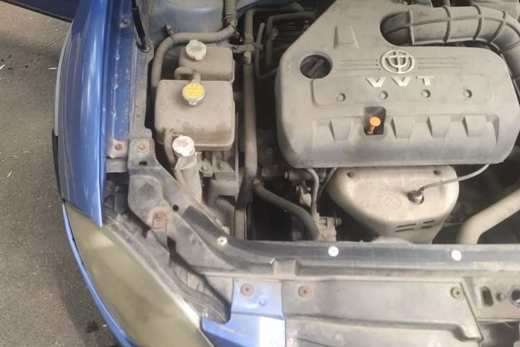 Used Brilliance Junjie Cross 2010 1.5L Manual Luxury Edition Engine Bay Right