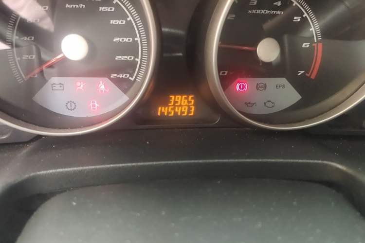 Used Brilliance Junjie Cross 2010 1.5L Manual Luxury Edition Odometer Close Up