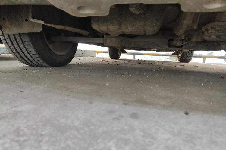 Used Brilliance Junjie Cross 2010 1.5L Automatic Comfort Edition Chassis Front Right