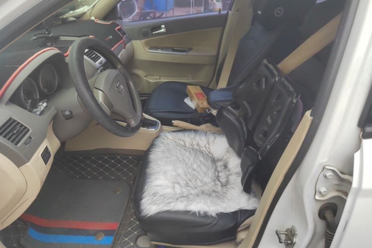 Used Brilliance Junjie Cross 2010 1.5L Automatic Luxury Edition Left Front Seat