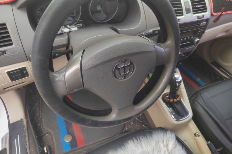 Used Brilliance Junjie Cross 2010 1.5L Automatic Luxury Edition Steering Wheel