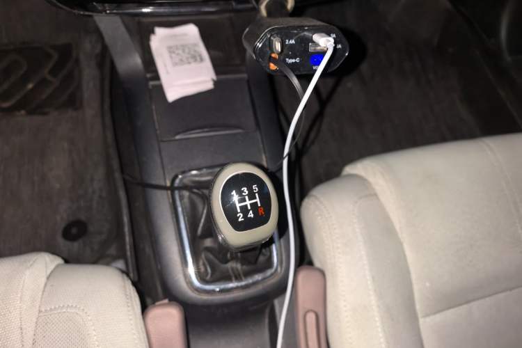 Used Brilliance Junjie FRV 2008 1.3L Manual Comfort Version Gear Lever