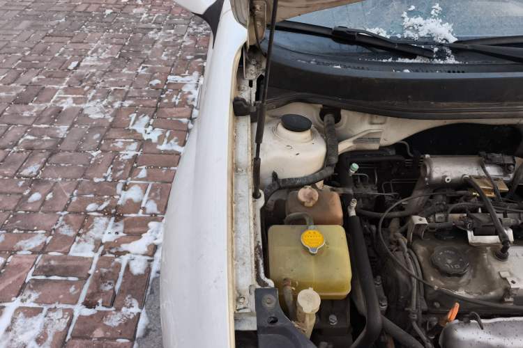Used Brilliance Junjie FRV 2008 1.3L Manual Comfort Version Engine Bay Right