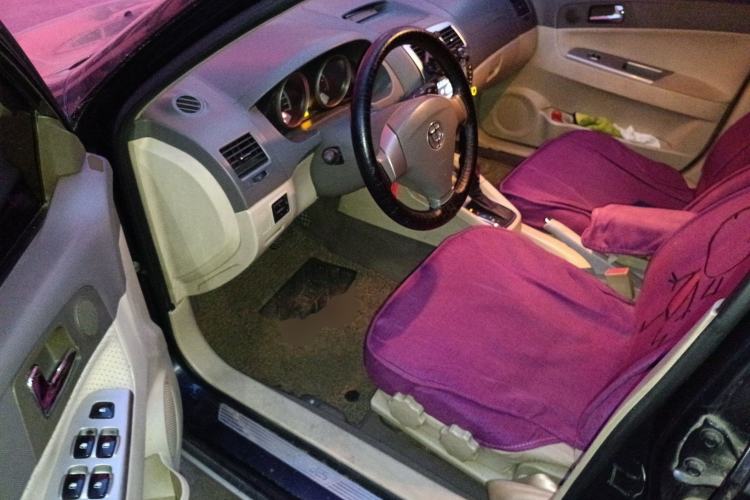 Used Brilliance Junjie FRV 2010 1.5L Automatic Luxury Edition Driver Seat