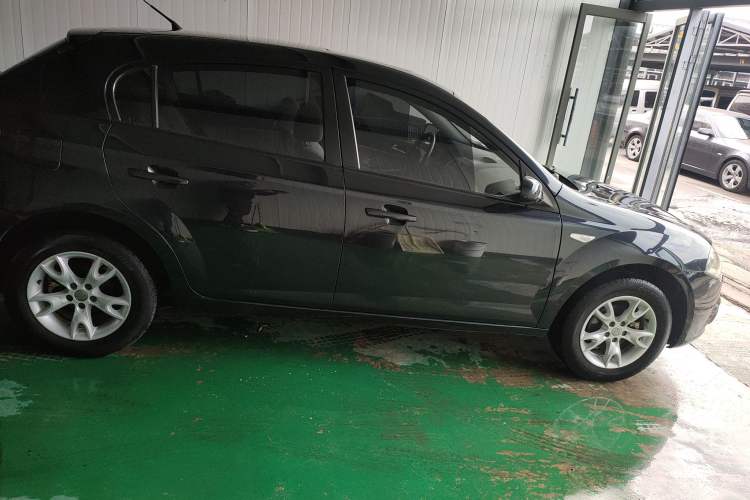 Used Brilliance Junjie FRV 2010 1.3L Manual Luxury Version Exterior 2