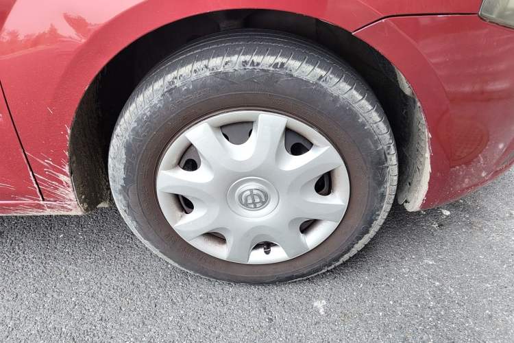 Used Brilliance Junjie FRV 2010 1.3L Manual Comfort Edition Right Front Wheel Hub