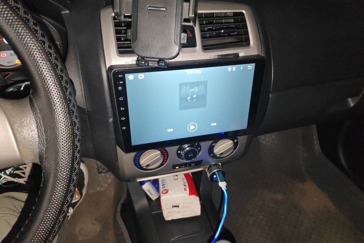 Used Brilliance Junjie FRV 2010 1.3L Manual Comfort Edition Audio And AC Panel