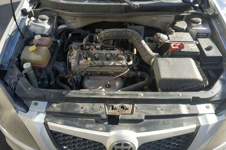Used Brilliance Junjie FRV 2010 1.3L Manual Comfort Edition Engine Bay
