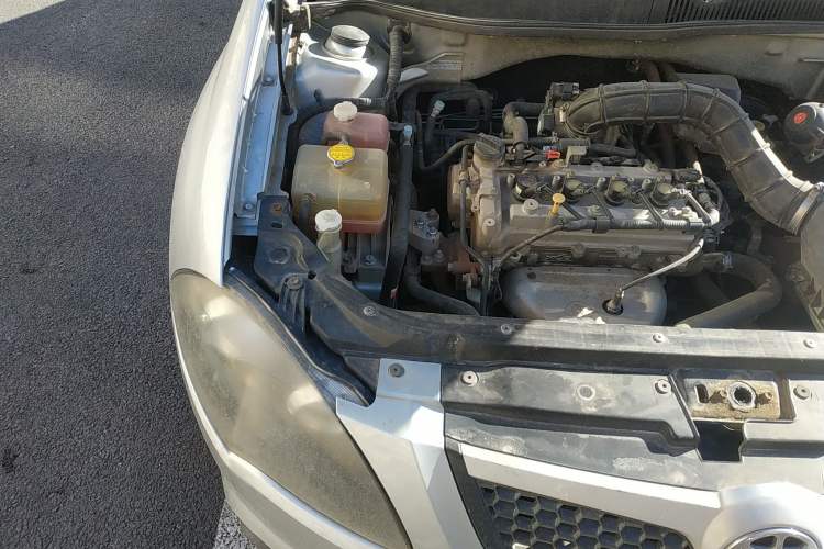 Used Brilliance Junjie FRV 2010 1.3L Manual Comfort Edition Engine Bay Right
