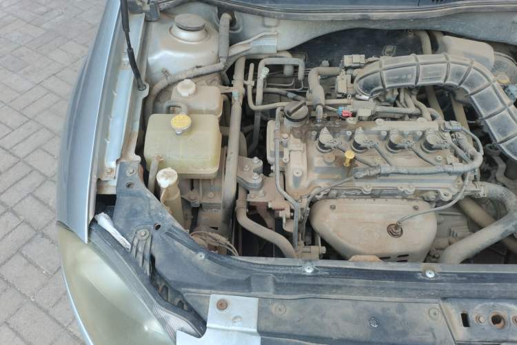 Used Brilliance Junjie FRV 2010 1.3L Manual Comfort Edition Engine Bay Right