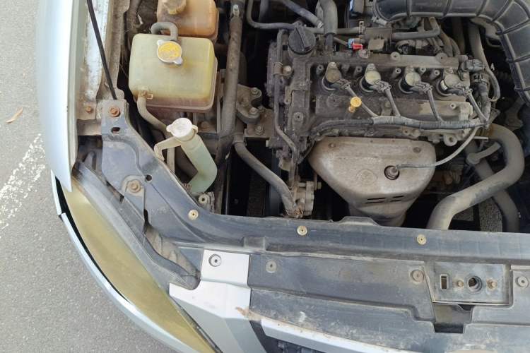Used Brilliance Junjie FRV 2010 1.3L Manual Comfort Edition Engine Bay Right