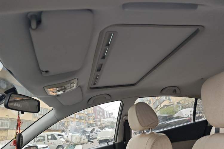 Used Brilliance Junjie FRV 2010 1.3L Manual Luxury Version Headliner