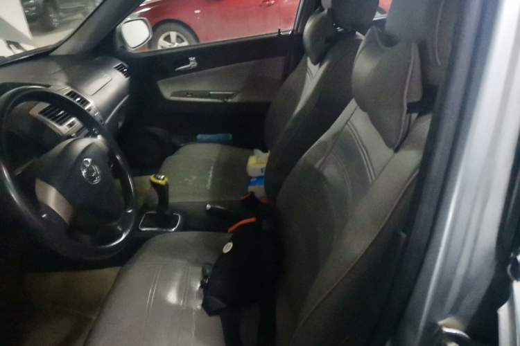Used Brilliance Junjie FRV 2010 1.3L Manual Luxury Version Left Front Seat